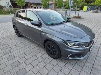Second-hand Fiat Tipo Lounge 120 CP (88 kW) 2019 Gri Berlinǎ