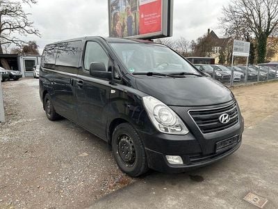 Gebraucht Hyundai H-1 Trend 136 PS (100 kW) 2016 Schwarz Van / Kleinbus