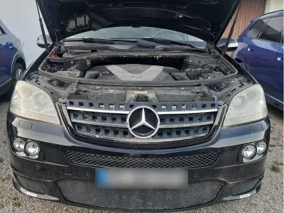 Gebraucht Mercedes ML420 306 PS (225 kW) 2006 Schwarz SUV