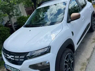 Używany Dacia Spring Extreme 47 kW (65 KM) 2023 Czarny Hatchback