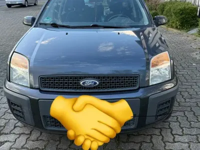 Gebraucht Ford Fusion 80 PS (58 kW) 2008 Braun Kleinwagen