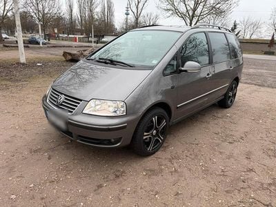 Gebraucht VW Sharan 115 PS (84 kW) 2008 Grau Van / Kleinbus