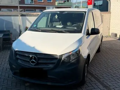 Gebraucht Mercedes Vito 114 PS (83 kW) 2019 Weiß Van
