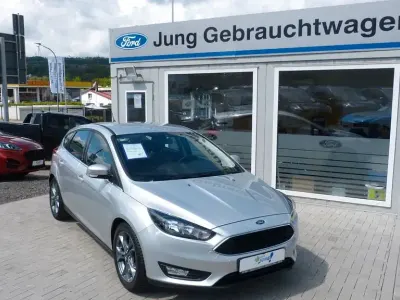 Gebraucht Ford Focus Trend 125 PS (91 kW) 2016 Limousine