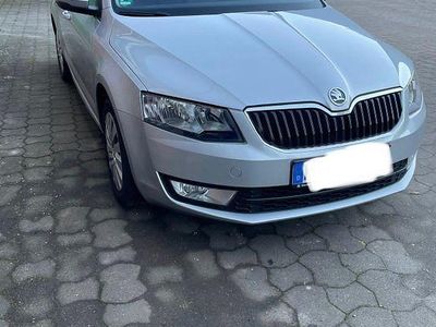 Second-hand Skoda Octavia Ambition 105 CP (77 kW) 2013 Argintiu Break