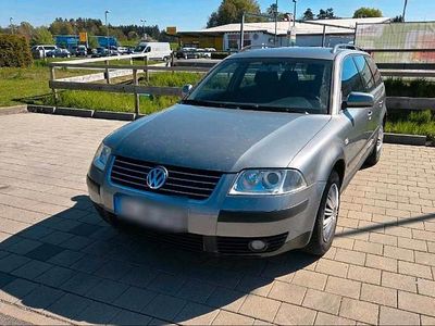 Usata VW Passat 131 CV (96 kW) 2003 Grigio Station wagon