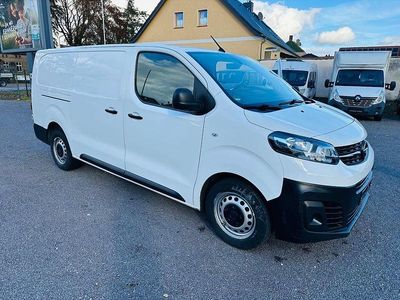 Weiß Gebraucht 2021 Opel Vivaro Van / Kleinbus | 9.499 € (Guter Preis)