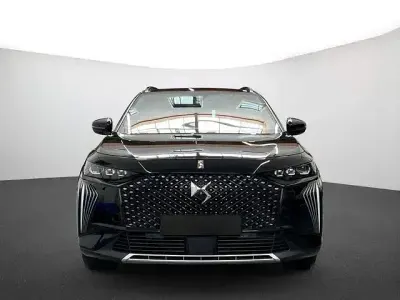 Gebraucht DS Automobiles DS7 Crossback Rivoli 131 PS (96 kW) 2024 Lackierung schwarz perla nera/metallic klarlack SUV
