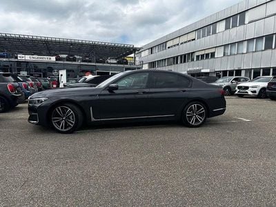 Second-hand BMW 740 340 CP (250 kW) 2021 Negru Berlinǎ