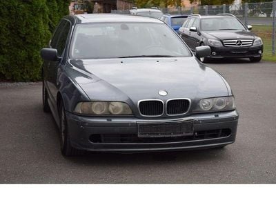 BMW 525