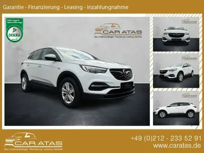 Używany Opel Grandland X Edition 131 KM (96 kW) 2017 Biały SUV