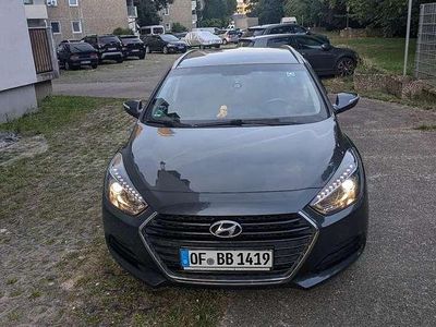 Gebraucht 2015 Hyundai i40 Style Limousine | 10.500 € (Etwas zu teuer)