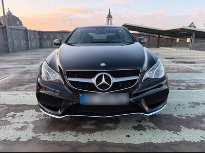 Gebraucht Mercedes E200 AMG line 185 PS (136 kW) 2015 Schwarz Coupé