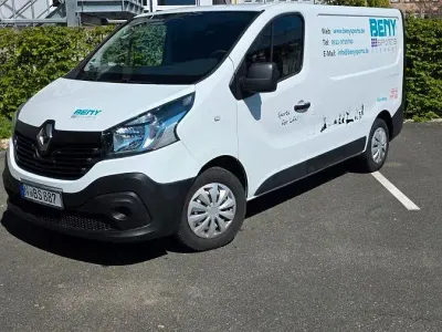 Occasion Renault Trafic 90 ch (66 kW) 2015 Blanc Monospace