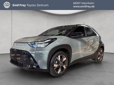 Neu Toyota Aygo X 116 PS (85 kW) 2026 Grau SUV