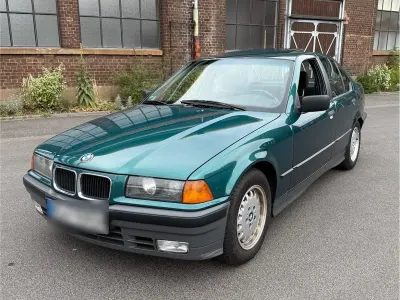 Gebraucht BMW 316 100 PS (73 kW) 1992 Grün Limousine