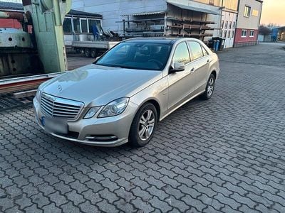 Gebraucht Mercedes E220 170 PS (125 kW) 2011 Limousine