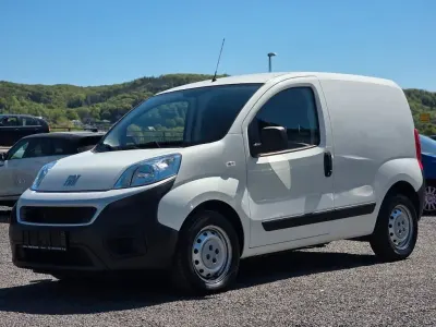Second-hand Fiat Fiorino 80 CP (58 kW) 2022 Alb Monovolum