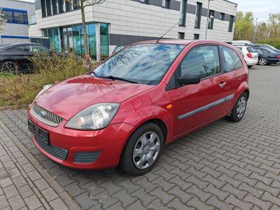 gebraucht Ford Fiesta Fun*Klima*So.+Wi.Reifen*Automatik*Neu Tüv