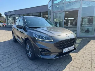 Gebraucht Ford Kuga ST-Line 150 PS (110 kW) 2023 Magneticgrau (metallic) SUV