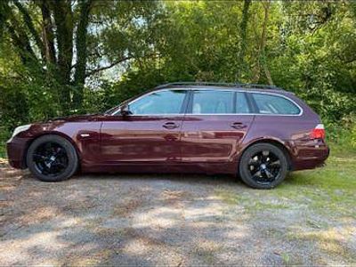 Gebraucht BMW 520 Sport Line 223 PS (164 kW) 2006 Rot Kombi