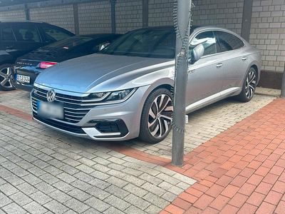 Gebraucht VW Arteon 190 PS (139 kW) 2017 Grau Kleinwagen