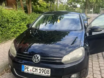Gebraucht VW Golf VI Highline 105 PS (77 kW) 2011 Schwarz Kleinwagen