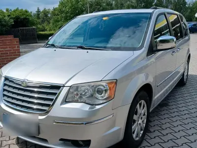 Gebraucht Chrysler Grand Voyager Limited 193 PS (141 kW) 2010 Grau Van / Kleinbus
