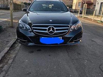 Gebraucht Mercedes 200 136 PS (100 kW) 2014 Grau Kombi