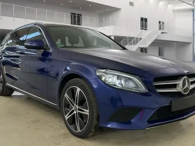 Gebraucht Mercedes C300e 306 PS (225 kW) 2021 Blau Limousine