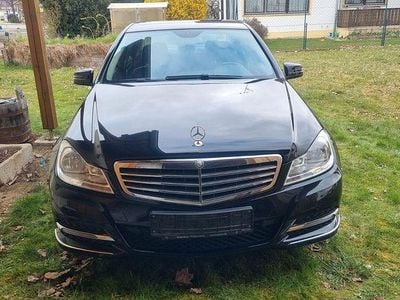 Gebraucht Mercedes C180 Elegance 156 PS (114 kW) 2013 Schwarz Limousine