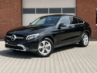 Gebraucht Mercedes GLC250 211 PS (155 kW) 2017 Schwarz Coupé