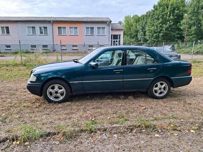 Mercedes C180