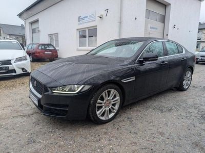 Gebraucht Jaguar XE 200 PS (147 kW) 2015 Celestial black/mariana black Limousine