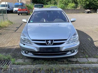 Peugeot 607