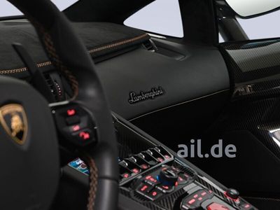 Lamborghini Aventador