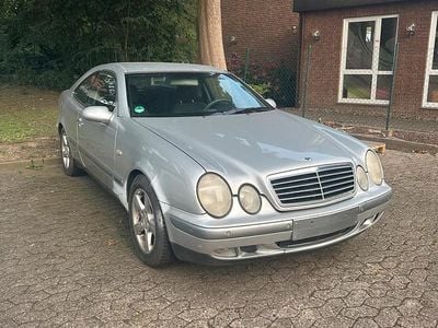Gebraucht Mercedes CLK230 193 PS (141 kW) 1997 Silber Coupé
