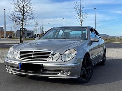 Second-hand Mercedes E220 150 CP (110 kW) 2004 Andere farben Berlinǎ