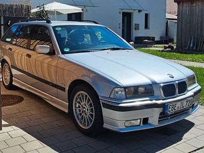 Second-hand BMW 316 Sport Line 102 CP (75 kW) 1997 Argintiu Break