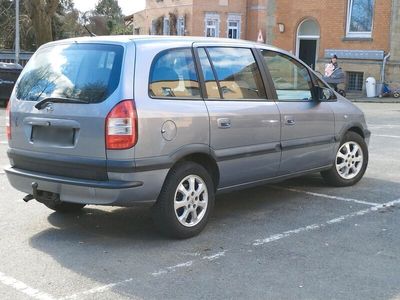 gebraucht Opel Zafira 