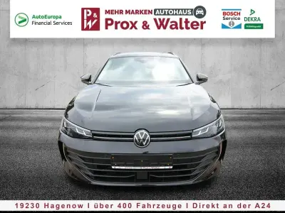 Gebraucht VW Passat 150 PS (110 kW) 2025 Grenadillschwarz metallic Kombi