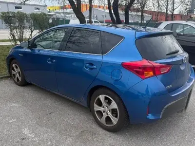 Gebraucht Toyota Auris Edition 136 PS (100 kW) 2012 Blau Limousine