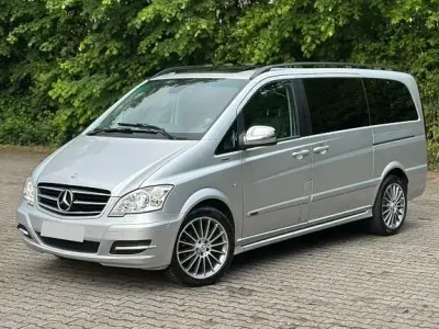 Gebraucht Mercedes Viano Avantgarde 224 PS (164 kW) 2013 Silber Van / Kleinbus