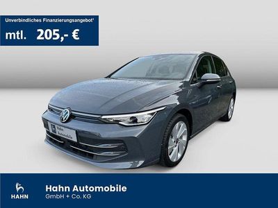 Delfingrau metallic Gebraucht 2024 VW Golf Style Limousine | 28.740 € (Fairer Preis)