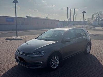 Gebraucht VW Golf VII LOUNGE 110 PS (80 kW) 2015 Grau Limousine