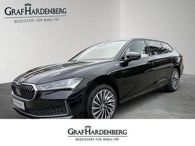 Gebraucht Skoda Superb LAURIN & KLEMENT 150 PS (110 kW) 2024 Schwarz Kombi