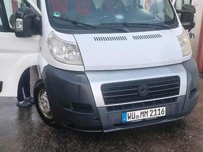 Gebraucht Fiat Ducato 130 PS (95 kW) 2014 Weiß Van