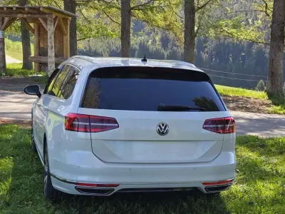 Gebraucht VW Passat Highline 190 PS (139 kW) 2015 Weiß Kombi