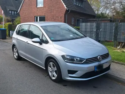 Gebraucht VW Golf Sportsvan 125 PS (91 kW) 2015 Silber Van / Kleinbus