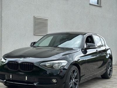 BMW 114